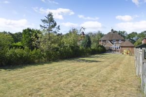 Photo 19- click for photo gallery